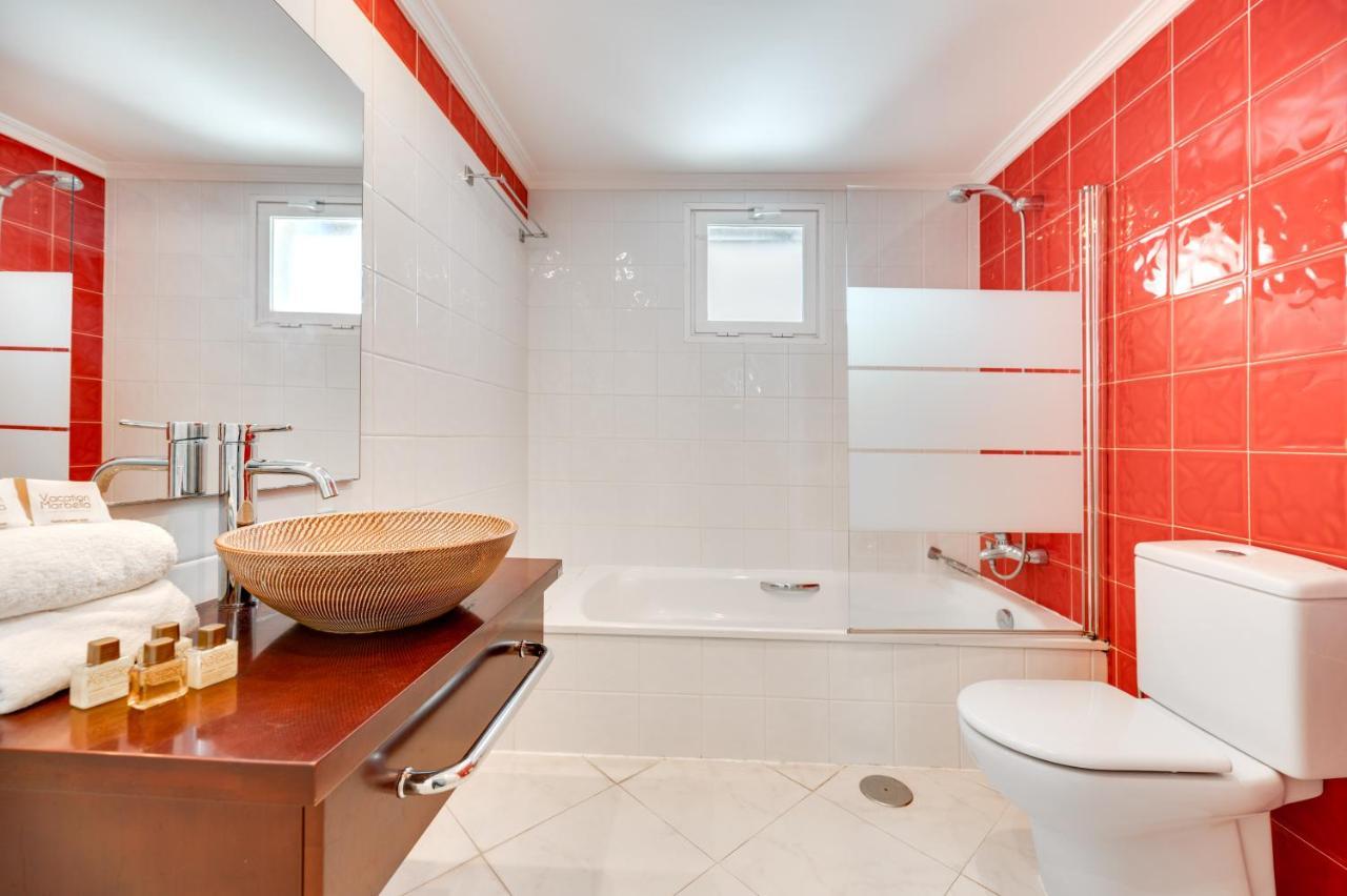 Vacation Marbella I Sea Views, 24-7 Security, Parking, Walk To Everything In Luxurious Puerto Banus Exteriör bild