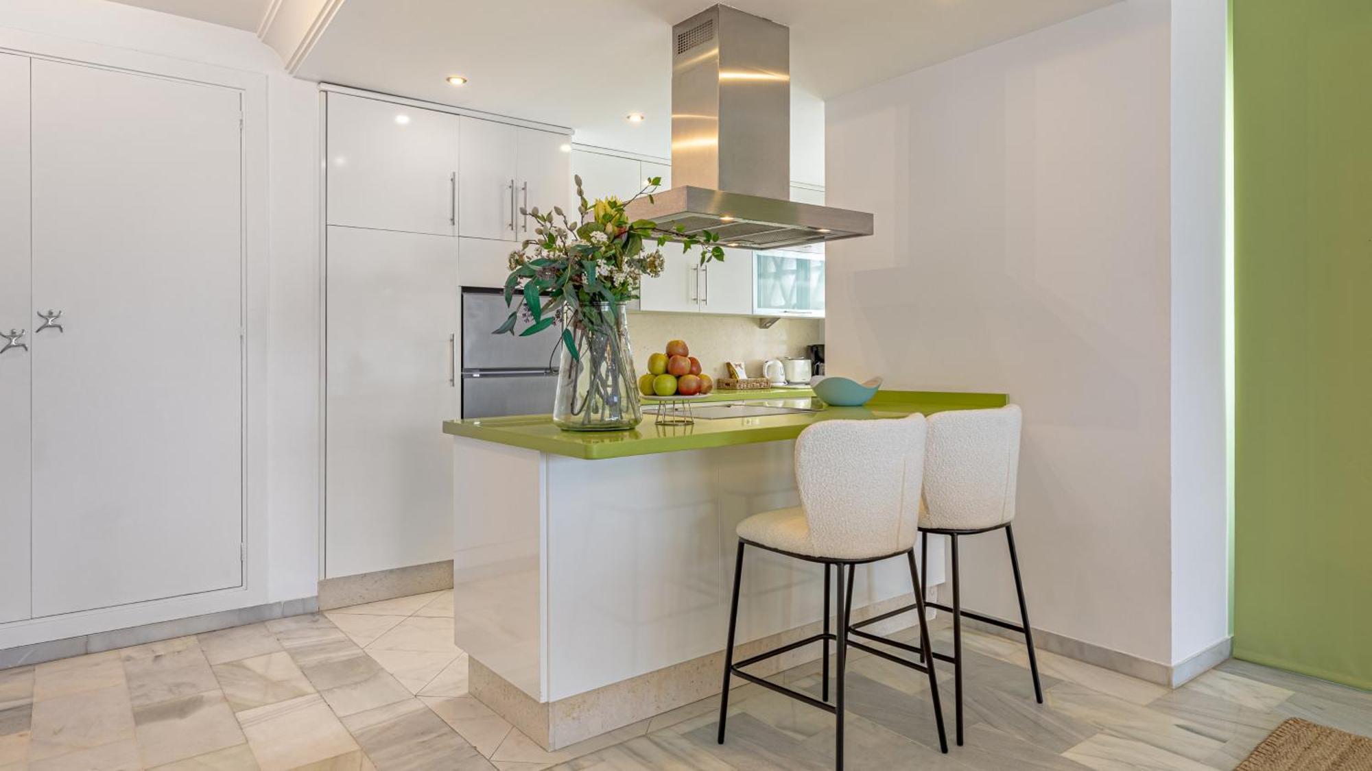 Vacation Marbella I Sea Views, 24-7 Security, Parking, Walk To Everything In Luxurious Puerto Banus Exteriör bild
